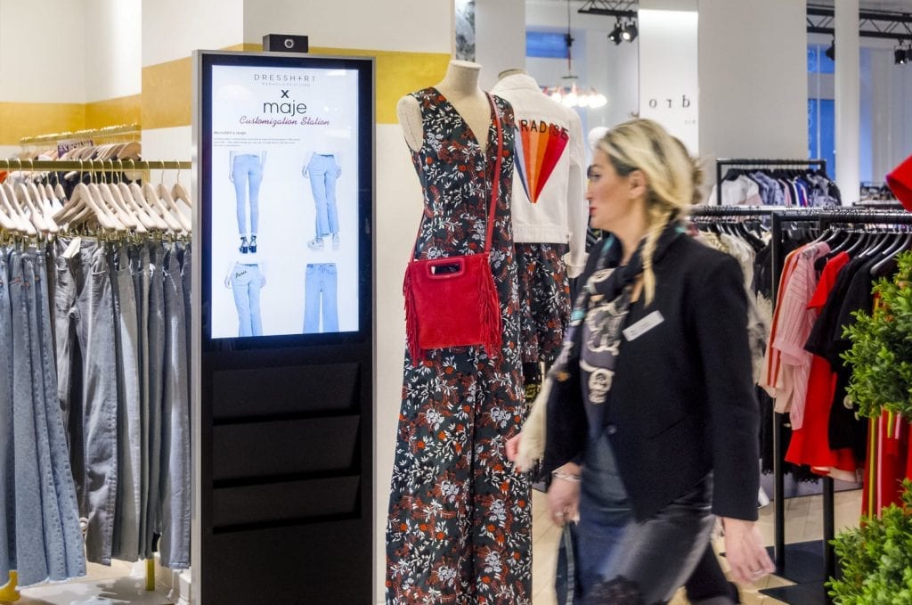 metroclick-bloomingdales-kiosk-solution